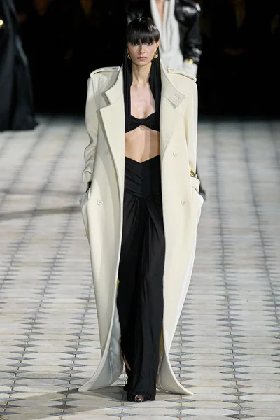 Look 45